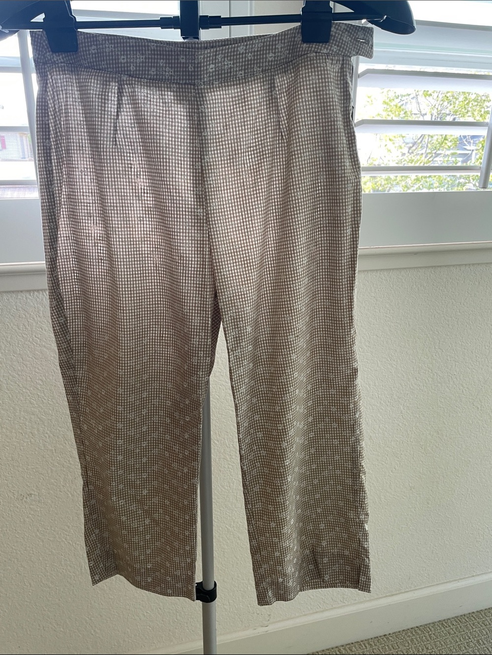 Vintage Esprit Tan Beige Gingham Capris